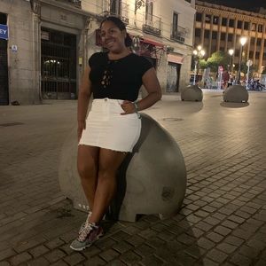 Meet your Posher, Daniela